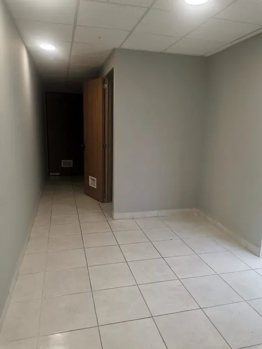 Foto 7 de Local comercial en renta en Av. Guadalupe Zapopan 292 m² Plaza Cibeles.
