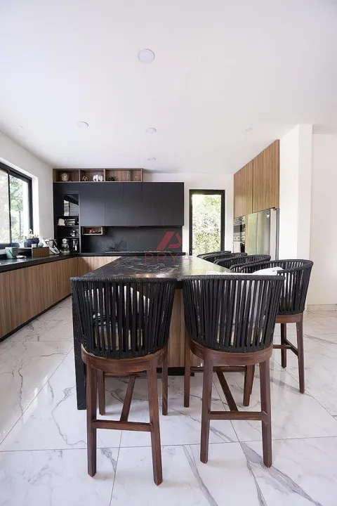 Foto 7 de Casa de Lujo en Venta en Las Cañadas, Zapopan con Cancha de Pickleball y Alberca