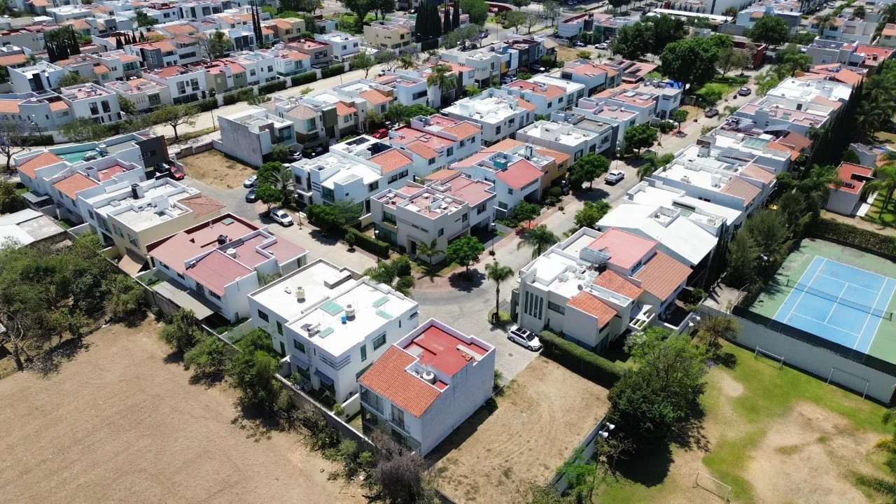 Foto 3 de Terreno en venta en Avenida Paseo De La Luna, Solares Residencial, Zapopan