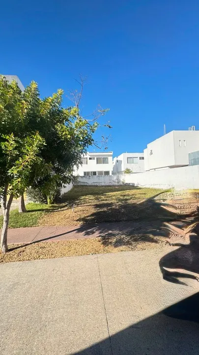 Foto 2 de Terreno en Venta en Solares - Coto Cinco 101