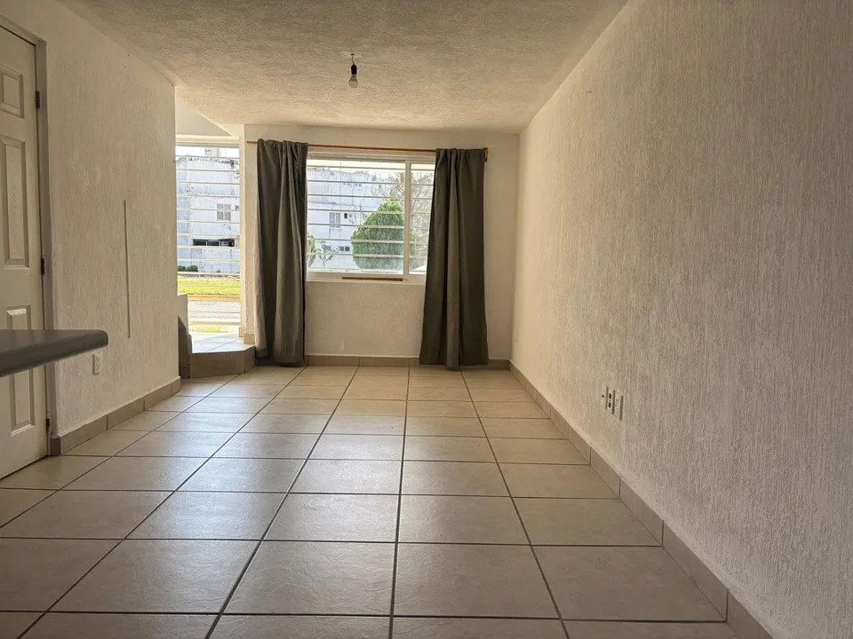 Foto 5 de HERMOSA CASA EN CONDOMINIO FRENTE AL PARQUE