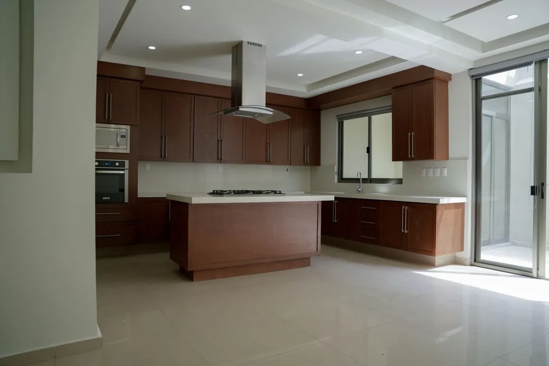 Foto 2 de CASA VENTA LA CIMA ZAPOPAN COTO D