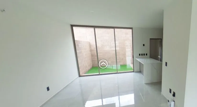 Foto 3 de CASA EN VENTA, BOSQUES CALIFORNIA, TLAJOMULCO DE ZUÑIGA | RCV-2043