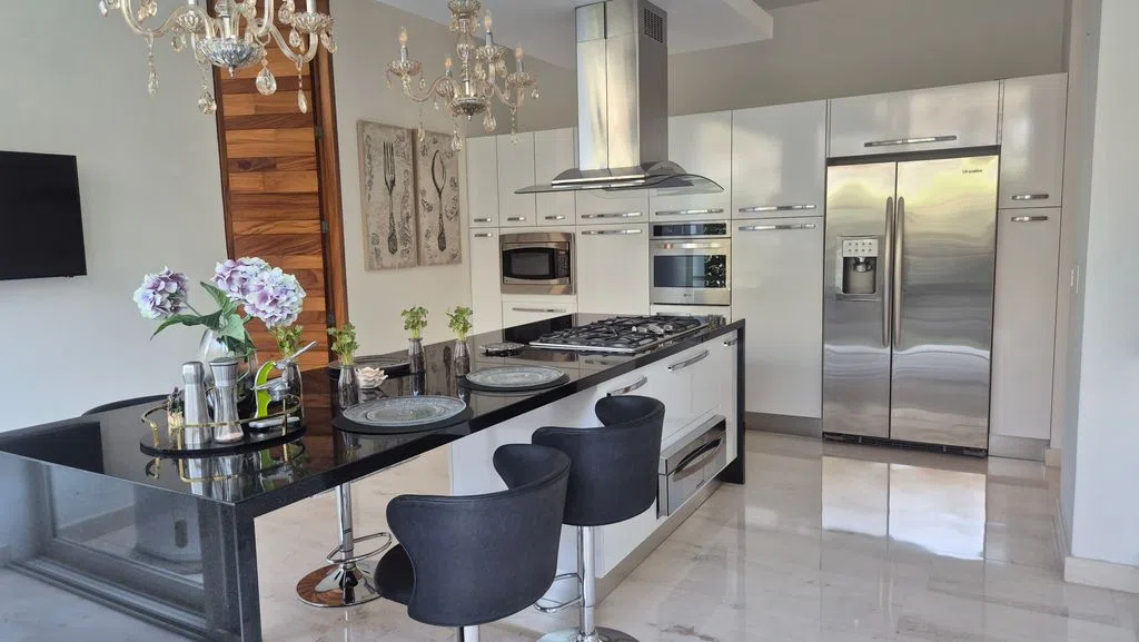 Foto 6 de Casa en venta y renta en Avenida Juan Palomar Y Arias, Res Virreyes, Zapopan