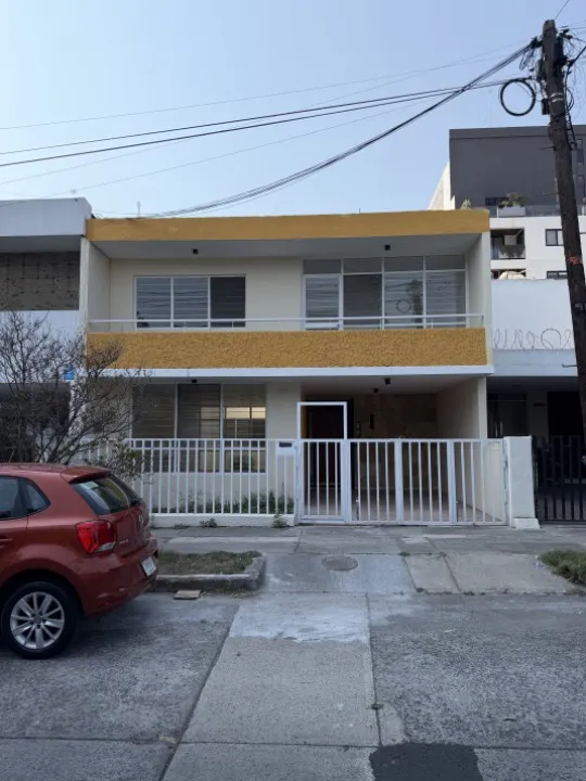 Casa en venta en Calle Joaquin Angulo a unos pasos del Edificio Bansi