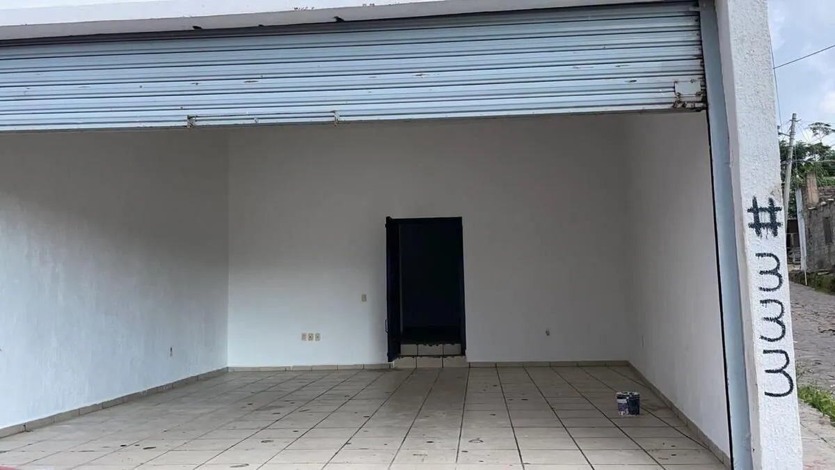 Foto 3 de Local en venta en Av 8 de Julio