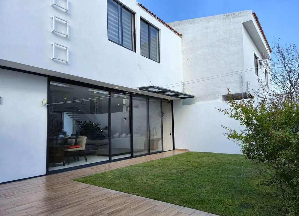 Foto 7 de Casa en venta con recámara en planta baja en Bosques de Santa Anita 🌲