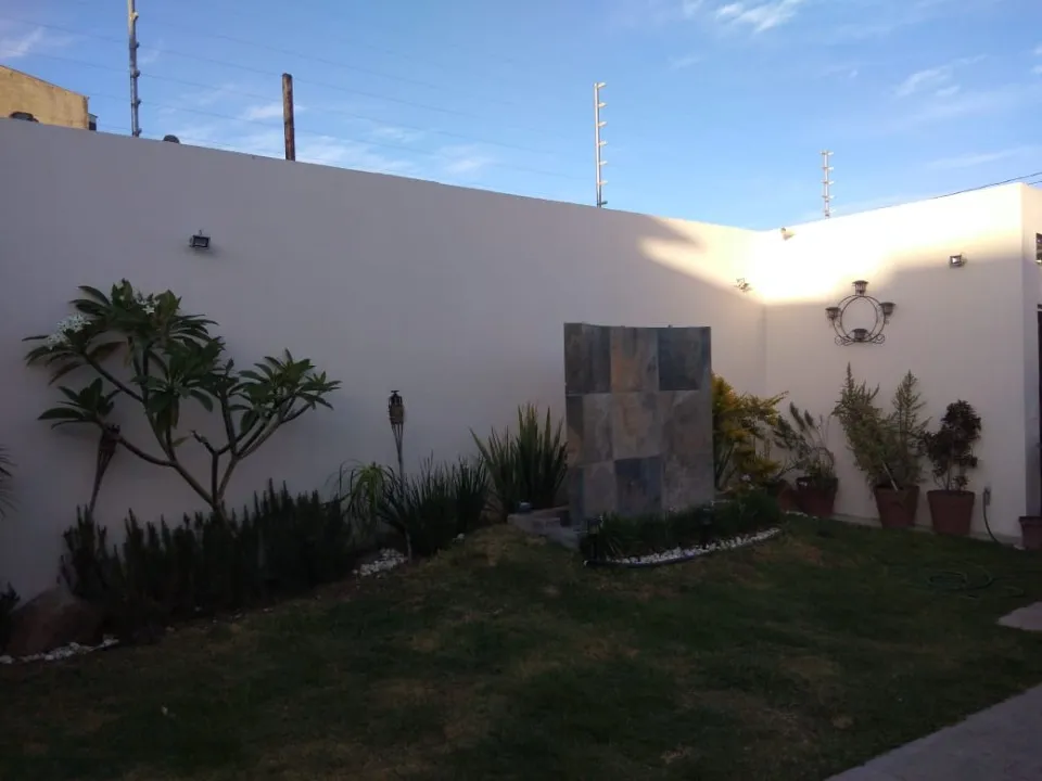 Foto 4 de casa con uso de suelo en venta en Medrano