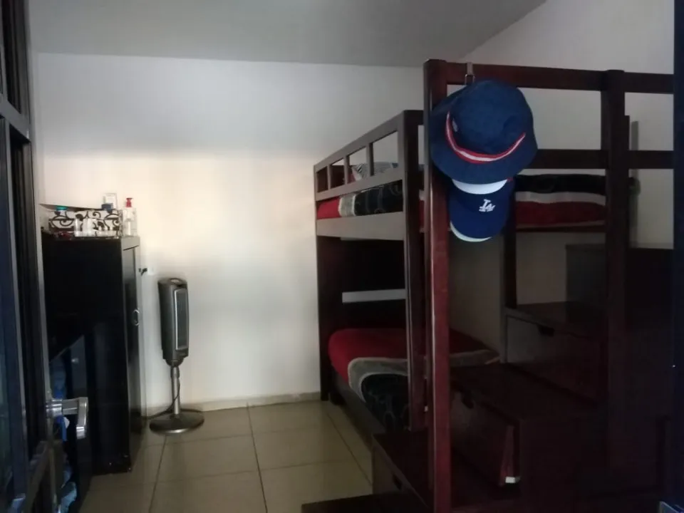 Foto 8 de casa con uso de suelo en venta en Medrano