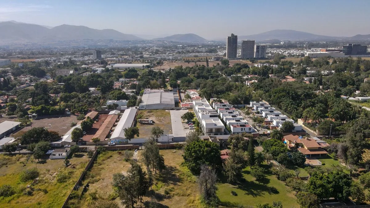 Foto 4 de Oficina de 3 Niveles en Renta – Gavilanes, Punto Sur