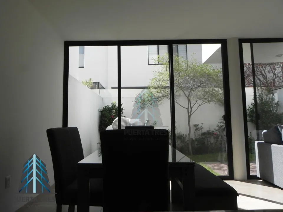 Foto 5 de Hermosa Casa de 3 niveles en Santillana Coto 7