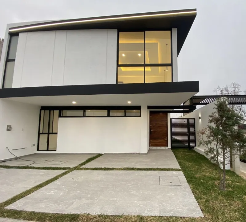 Casa venta Valle Imperial Zapopan