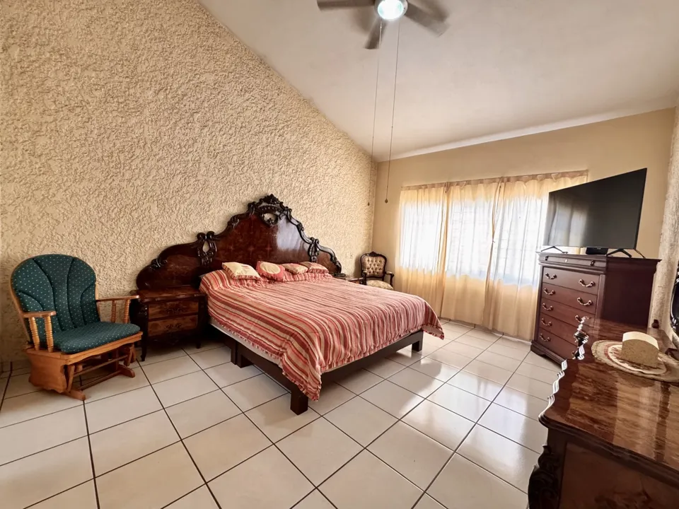 Foto 9 de Oportunidad de Inversión en San Agustin: Casa, Bodega y Local en Uno