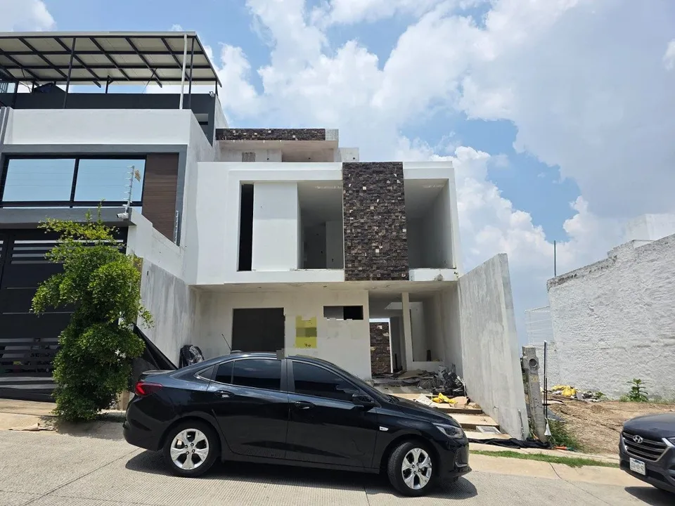 Foto 3 de Casa en Venta en Paisajes del Tesoro, Zapopan, Jalisco