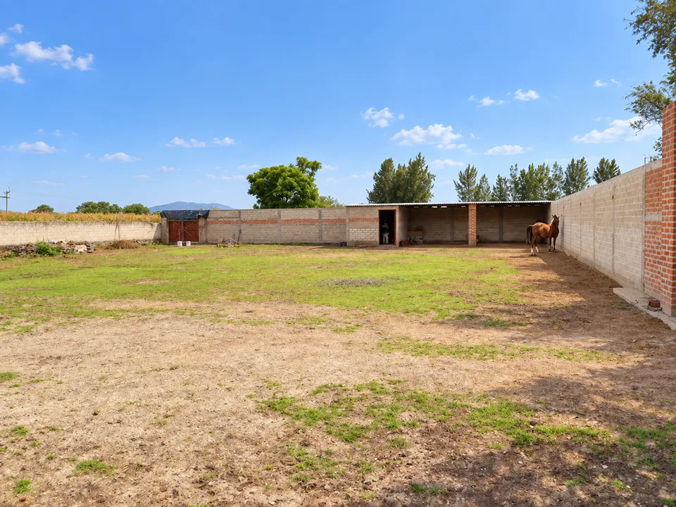 Foto 9 de Terreno en Venta en Fraccionamiento Campestre Huertas Productivas de Jalisco AC