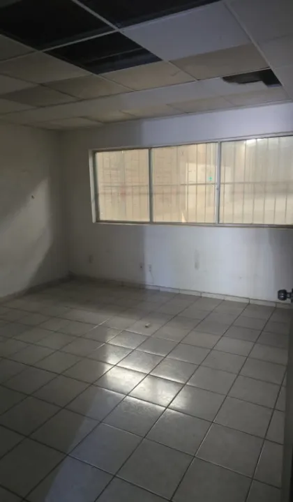 Foto 5 de Bodega Industrial en venta en 13, Ferrocarril, Guadalajara