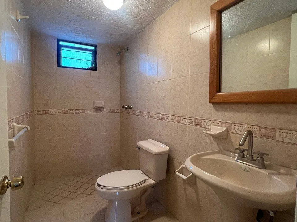 Foto 2 de CASA EN VENTA EN SAN ISIDRO, ZAPOPAN