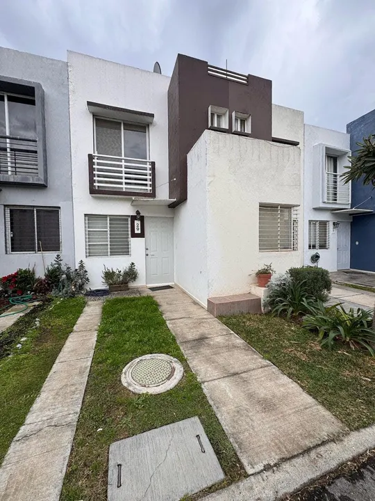 Foto 2 de 🏡 Casa amueblada en renta en Campo Real, Zapopan | $11,500