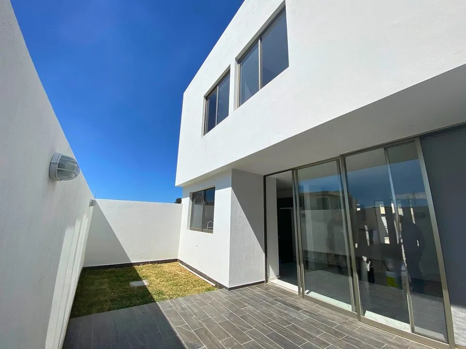 Foto 8 de Casa en Renta con Estudio en PB y Roof Garden | Soare II, Solares