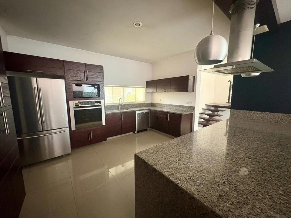 Foto 5 de Casa en Venta, Santillana Parque Residencial, Solares, Zapopan, Jalisco