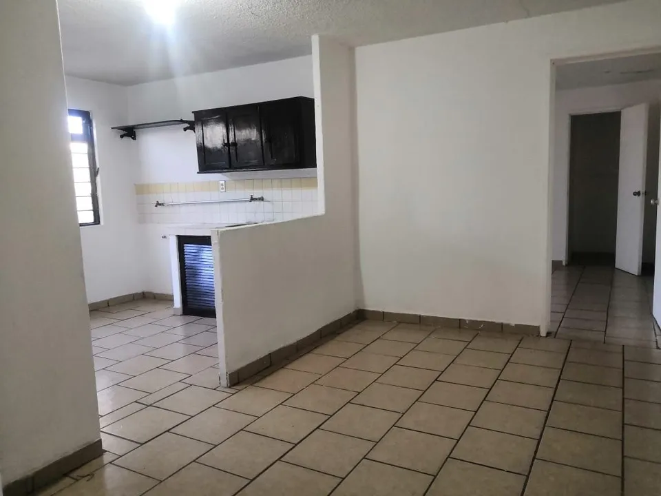 Se renta departamento en Jardines Alcalde, Guadalajara.