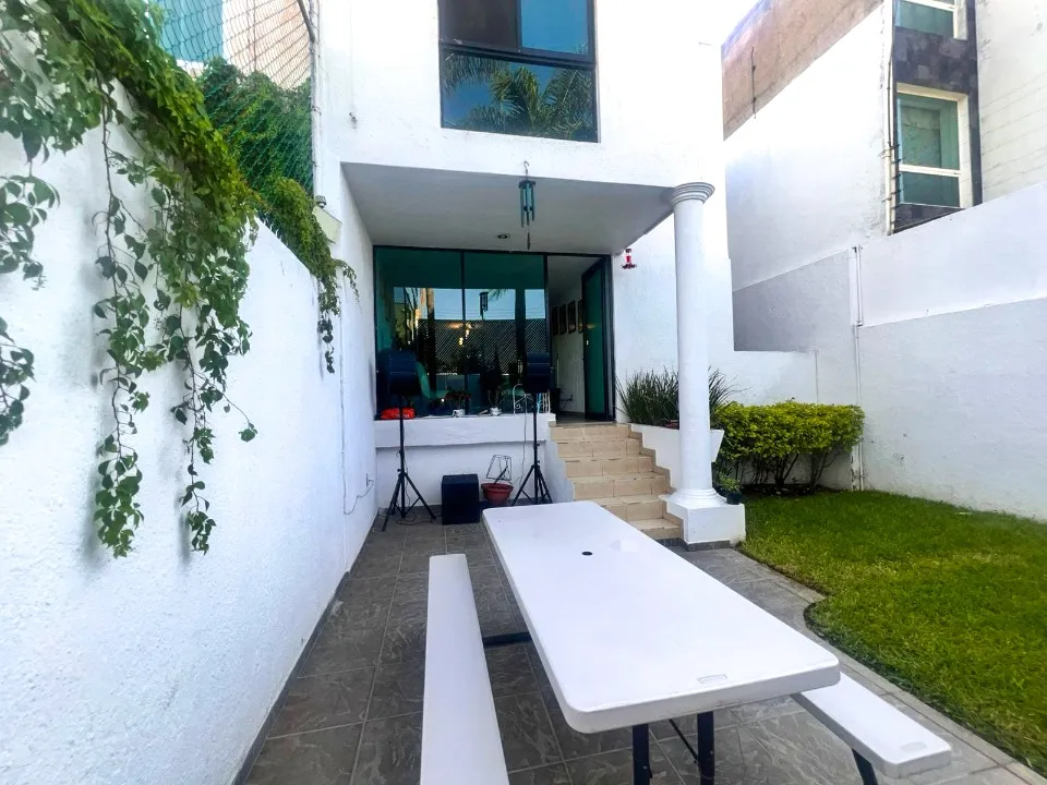 Foto 4 de CASA EN VENTA EN COLONIA MONUMENTAL – GUADALAJARA