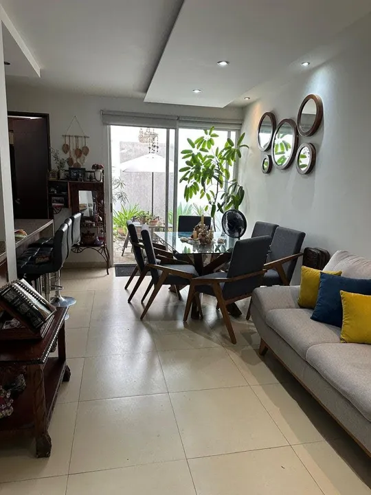 Foto 5 de Casa en Venta en Ciudad Granja - Calzada de los Cipreses 56