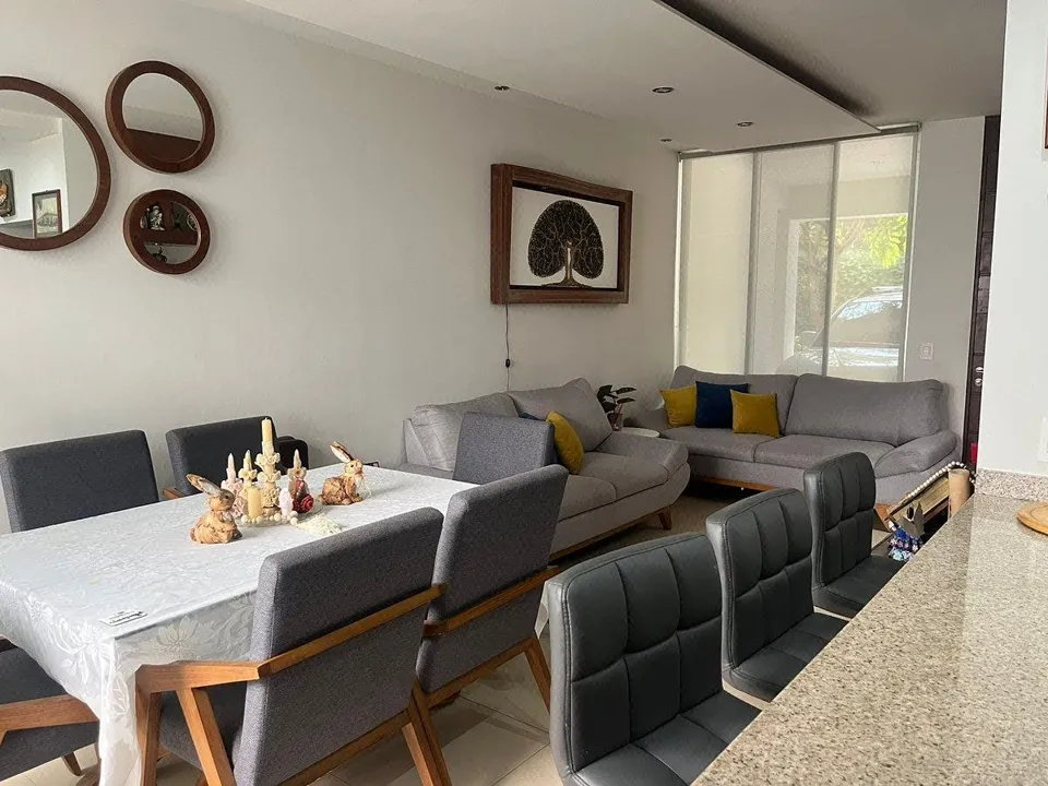 Foto 6 de Casa en Venta en Ciudad Granja - Calzada de los Cipreses 56