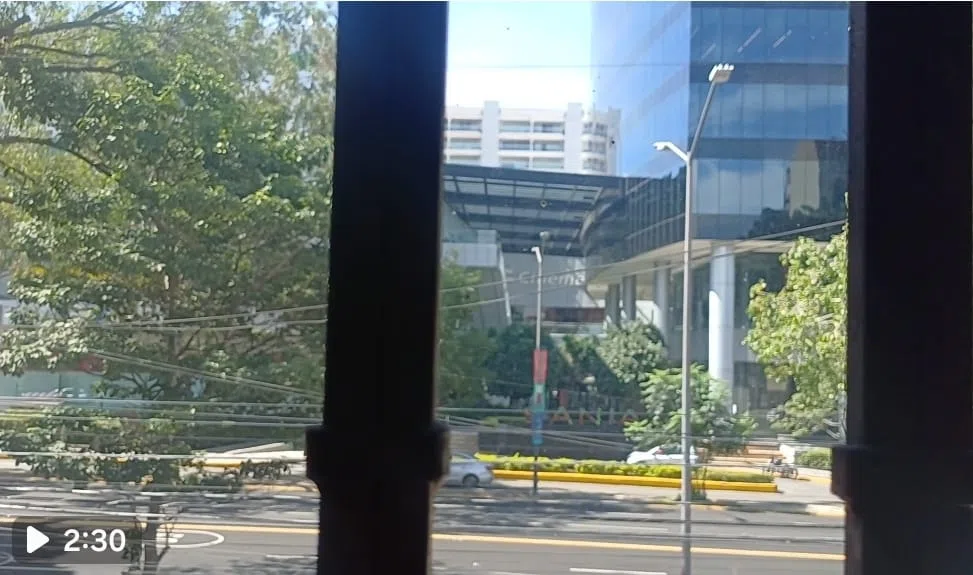 Foto 9 de CASA CON USO DE SUELO SOBRE AV. VALLARTA FRENTE A PLAZA SANIA