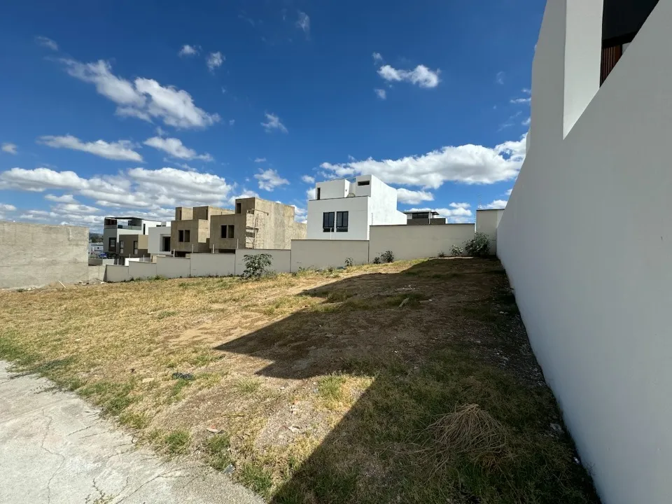 Foto 9 de Terreno en venta en Paseo de la Estrella, Parques Vallarta, Zapopan