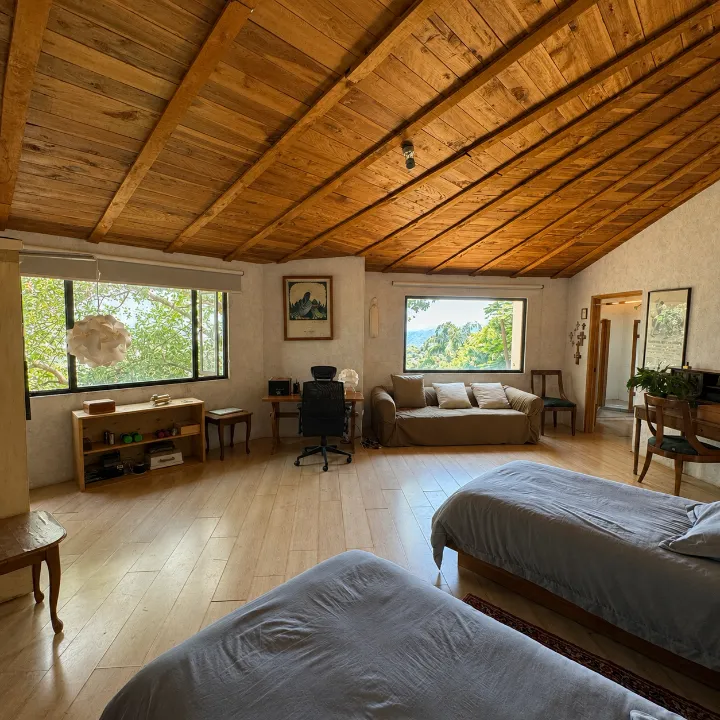 Foto 6 de Casa en venta en De La Alegria, El Centinela, Zapopan