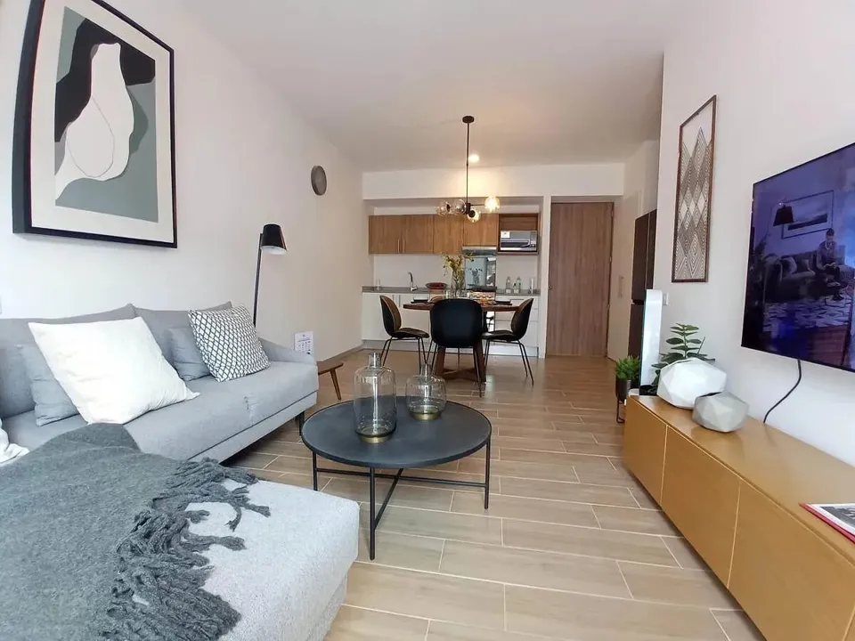 Foto 5 de Departamento  en Zona Industrial | 2 Rec / 2 Baños | $2.5 MDP