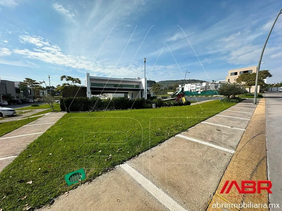 Foto 3 de 🌳✨ TERRENO EN VENTA EN COTO FRENTE AL PARQUE METROPOLITANO ✨🌳