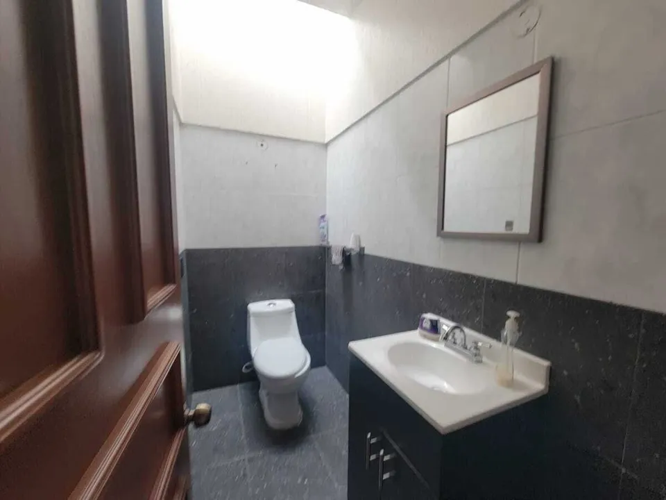 Foto 4 de Se Vende Oficina con Bodegas, San Juan de Ocotan, Zapopan Jalisco