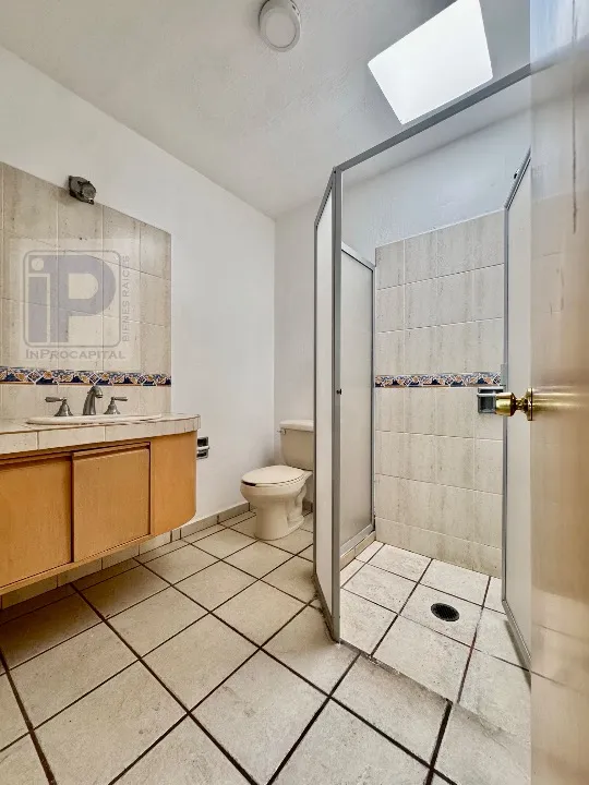 Foto 5 de Casa en Renta en Jardín Real En Esquina con amplio Terreno