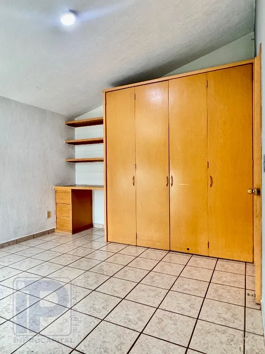 Foto 8 de Casa en Renta en Jardín Real En Esquina con amplio Terreno
