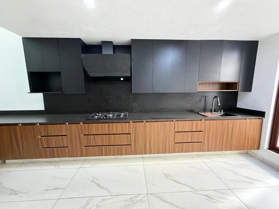 Foto 8 de Casa en Venta en Virreyes - Coto Oxford 38