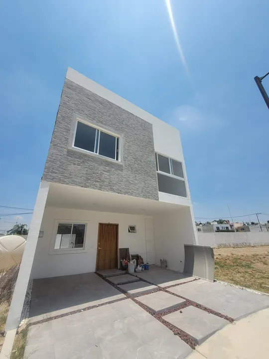Foto 2 de Casa en Venta en Savia Central, Zapopan Jalisco