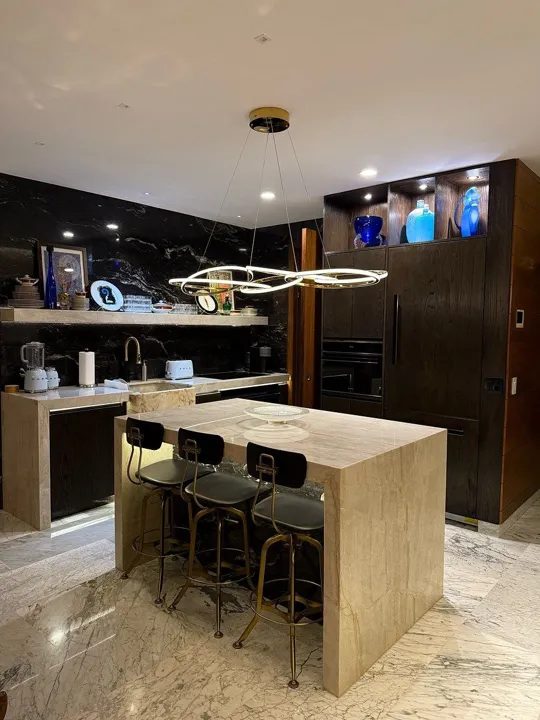 Foto 6 de RESIDENCIA VERTICAL EN VENTA EN WEST POINT.