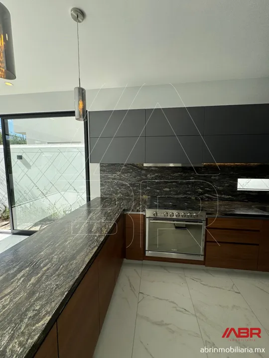 Foto 7 de CASA NUEVA EN PARQUES VALLARTA CON VISTAS ESPECTACULARES