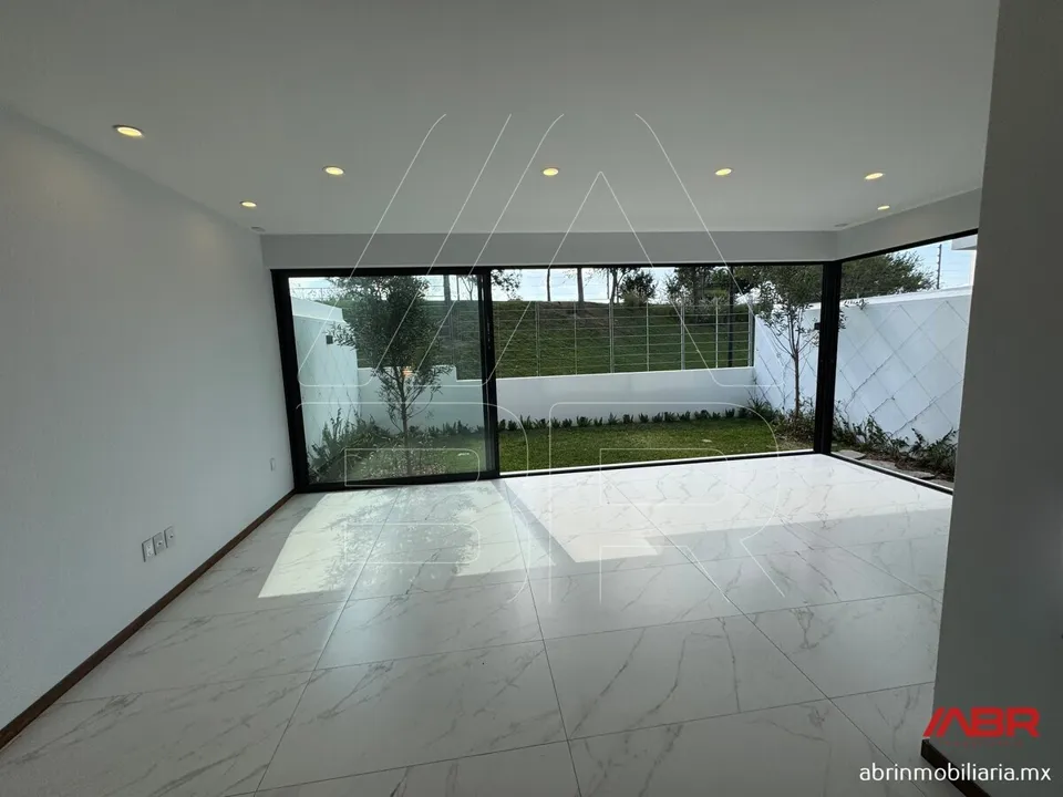 Foto 8 de CASA NUEVA EN PARQUES VALLARTA CON VISTAS ESPECTACULARES