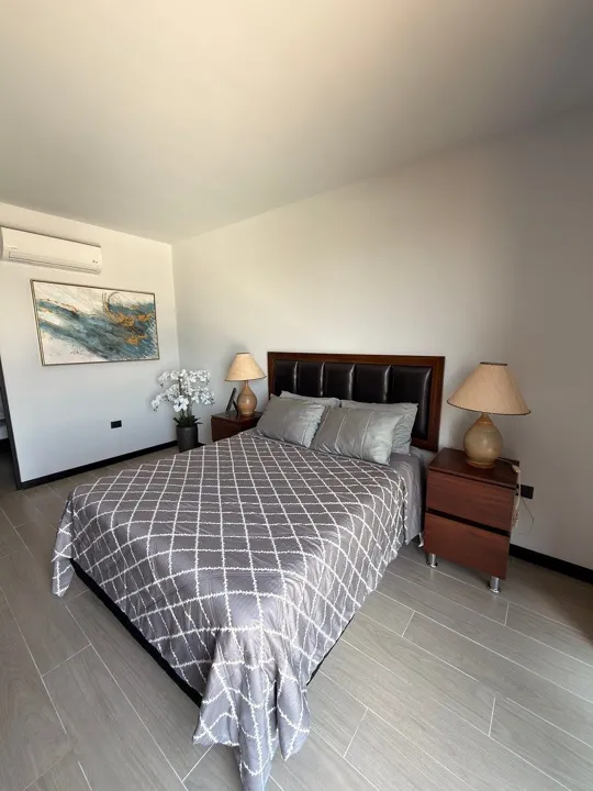 Foto 3 de Departamento en amueblado Renta, frente a Plaza Patria, Country Club Gdl