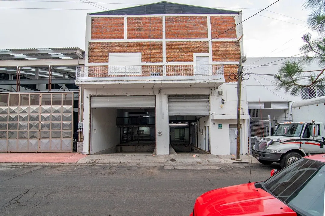 Bodega Comercial en Renta en Colonia del Fresno, Guadalajara