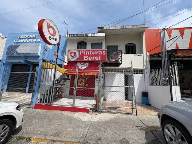 Local Comercial en renta en Av Torremolinos, Lomas de zapopan, Zapopan