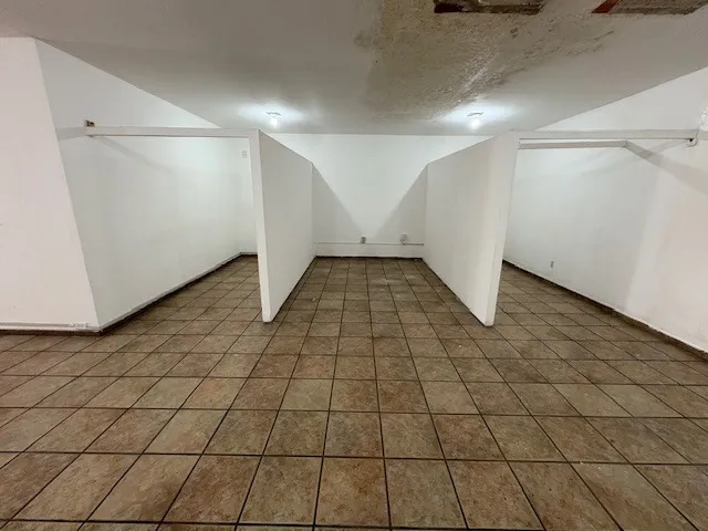 Foto 5 de Local Comercial en renta en Av Torremolinos, Lomas de zapopan, Zapopan