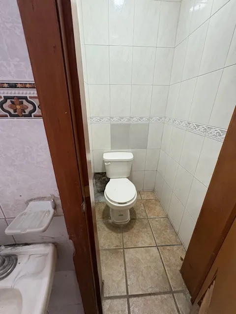 Foto 9 de Local Comercial en renta en Av Torremolinos, Lomas de zapopan, Zapopan