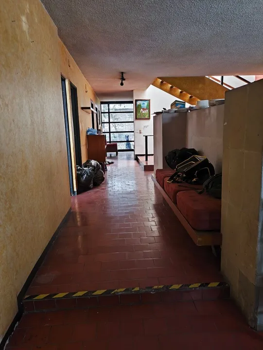 Foto 2 de CASA EN VENTA PARA REMODELAR EN COLONIA CHAPALITA