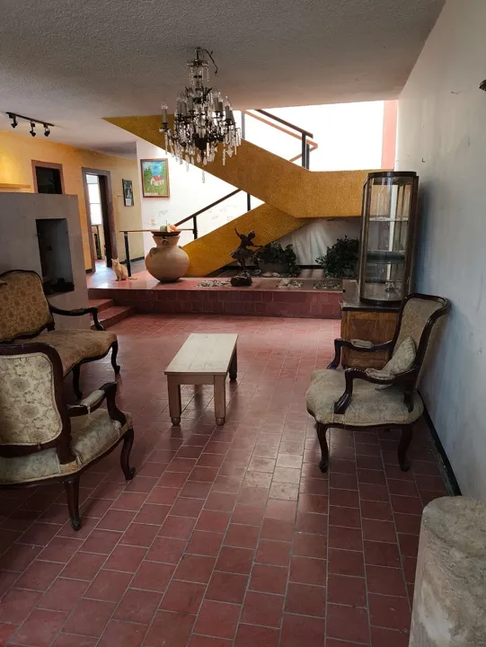 Foto 3 de CASA EN VENTA PARA REMODELAR EN COLONIA CHAPALITA