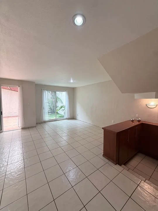 Foto 6 de Casa en Venta en Jardines Universidad - Av. Inglaterra 5779