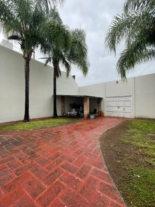 Foto 5 de Casa en venta en Avenida de los Científicos, Colinas de La Normal, Guadalajara